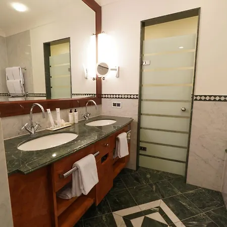 Lumiere Boutiquehotel Im Fuerstenhof 4*