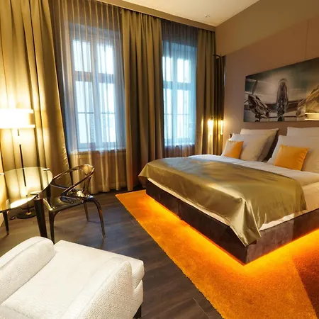 Hotel Lumiere Boutiquehotel Im Fuerstenhof 4*