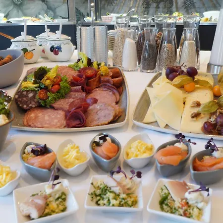 Lumiere Boutiquehotel Im Fuerstenhof Hotel Leipzig
